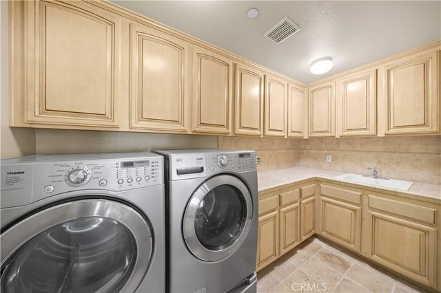 829 Kingsford, Monterey Park, CA 91754