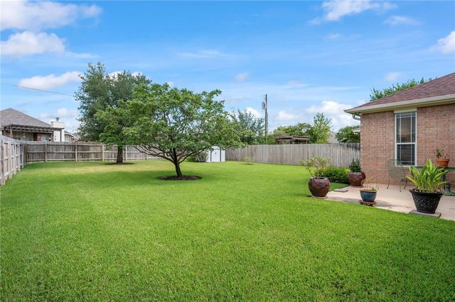 2620 Lochinvar Lane, Bryan, TX 77802