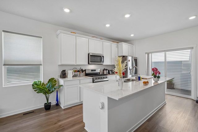 515 Trysil Aly N, Stoughton, WI 53589