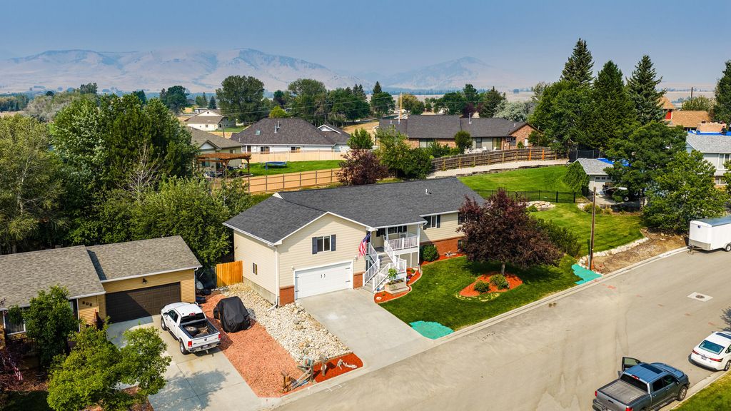 906 Delaware Drive, Buffalo, WY 82834 photo 4