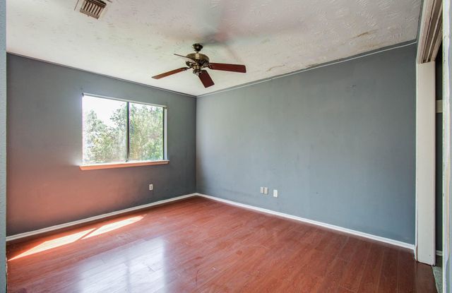 4911 E Fallen Bough Drive, Houston, TX 77041