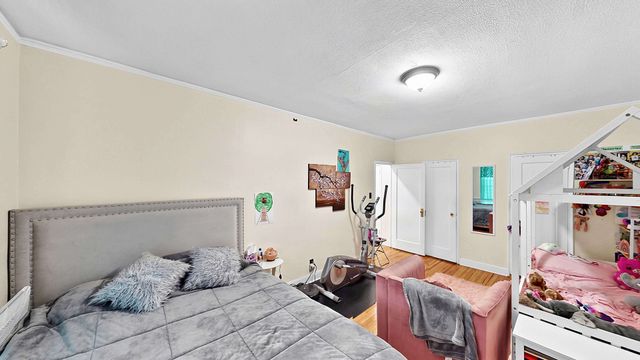915 E 17th St Apt 117, New York City, NY 11230