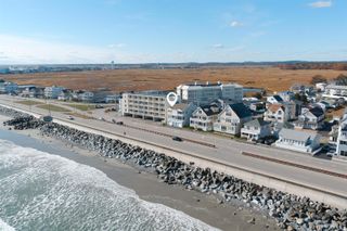 707 Ocean Blvd # 2, Hampton, NH 03842