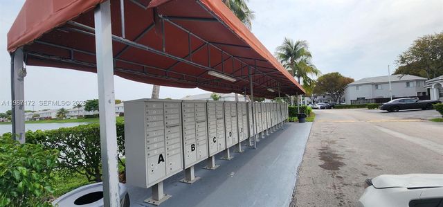 14133 SW 121st Pl 9, Miami, FL 33186