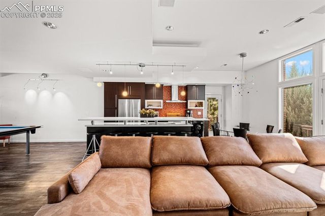 231 W Riverwalk Drive, Pueblo, CO 81003