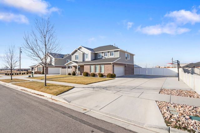 27 N 1275 W, Springville, UT 84663