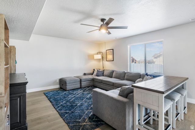 27 N 1275 W, Springville, UT 84663