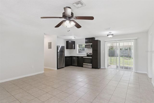 116 HOLLY STREET, Apopka, FL 32712
