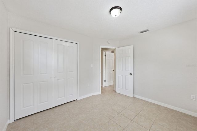 116 HOLLY STREET, Apopka, FL 32712