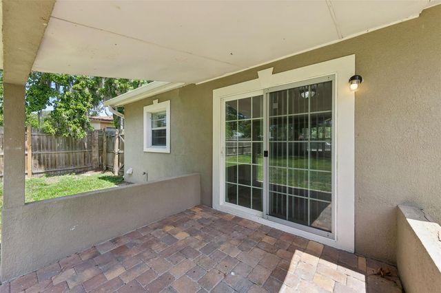 116 HOLLY STREET, Apopka, FL 32712