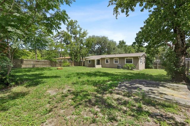 116 HOLLY STREET, Apopka, FL 32712