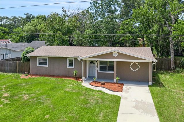 116 HOLLY STREET, Apopka, FL 32712