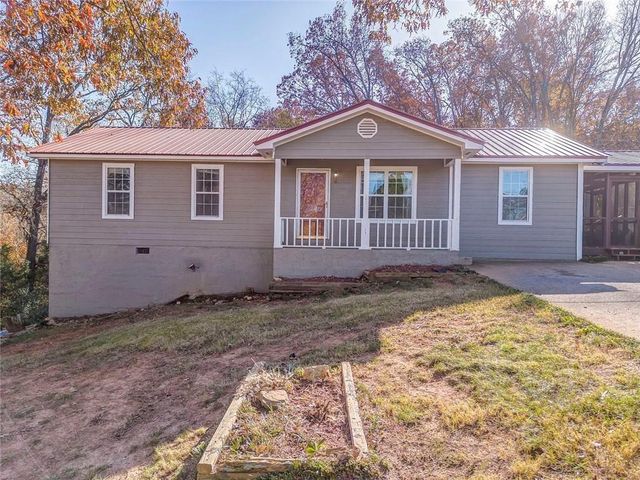 125 May NW Street, Adairsville, GA 30103