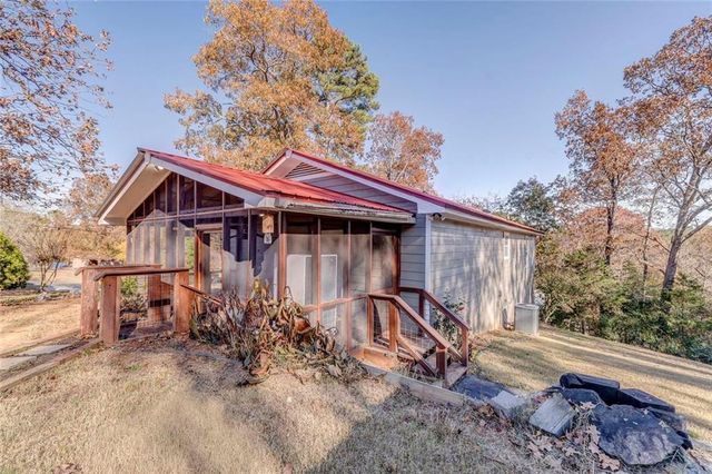 125 May NW Street, Adairsville, GA 30103