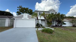 18701 Shauna Manor Dr, Boca Raton, FL 33496