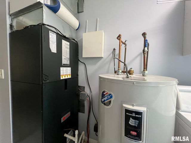 8994 Old Highway 13 Highway, Murphysboro, IL 62966