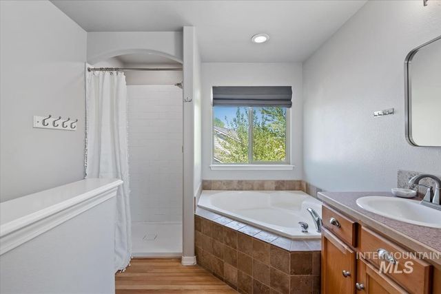 16930 N Darmady Loop, Nampa, ID 83687
