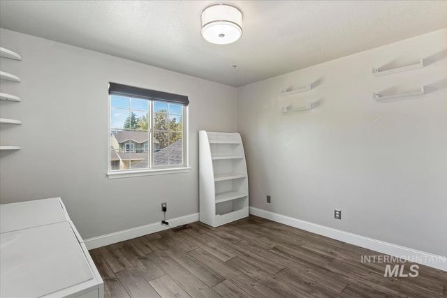 16930 N Darmady Loop, Nampa, ID 83687