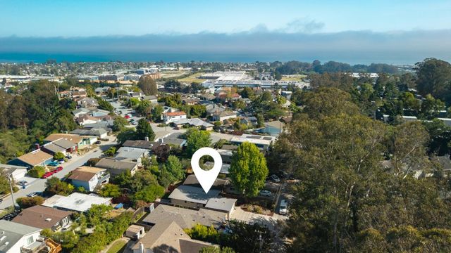 420 Western Drive, Santa Cruz, CA 95060
