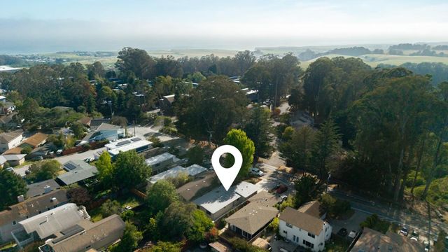 420 Western Drive, Santa Cruz, CA 95060