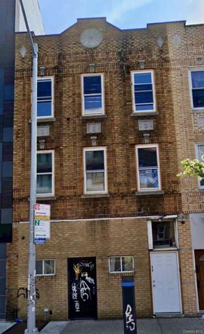 105-16 northern boulevard Boulevard, Corona, NY 11368