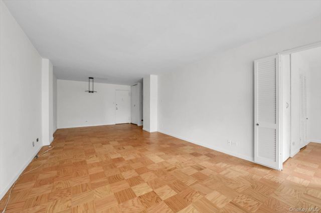 61-20 Grand Central Parkway C303, Forest Hills, NY 11375