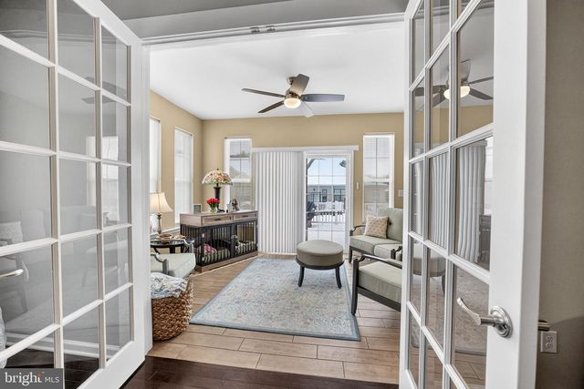 3465 TREEVIEW DR, Emmaus, PA 18049