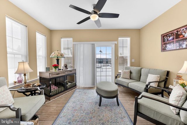 3465 TREEVIEW DR, Emmaus, PA 18049