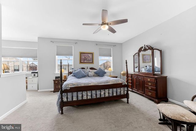 3465 TREEVIEW DR, Emmaus, PA 18049