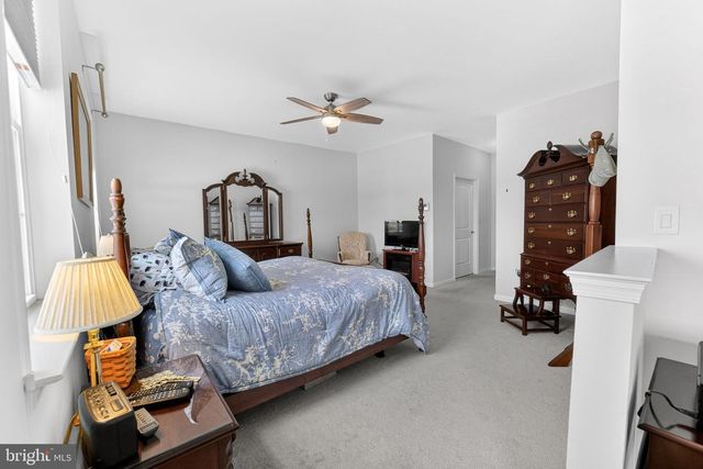 3465 TREEVIEW DR, Emmaus, PA 18049