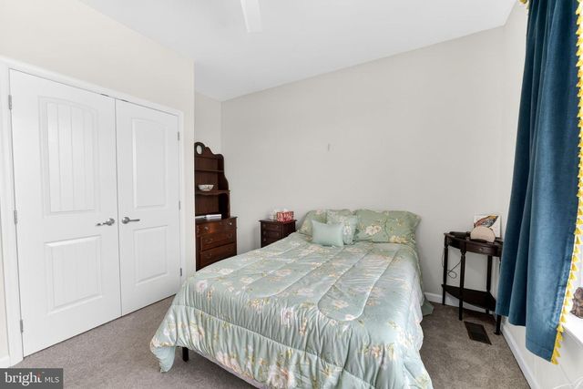 3465 TREEVIEW DR, Emmaus, PA 18049