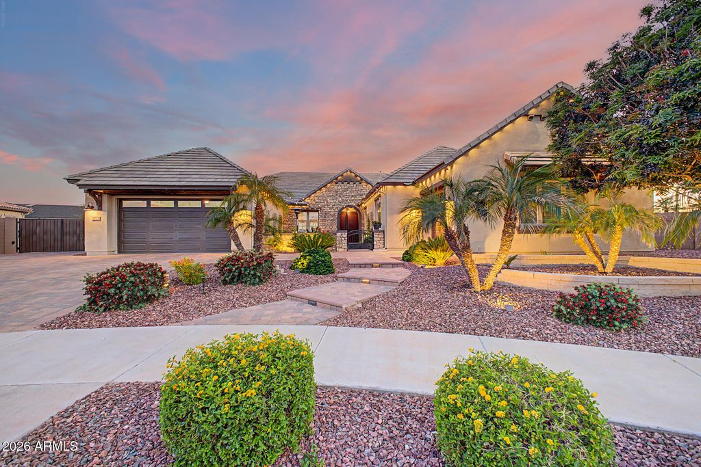 19225 E PINE VALLEY Drive, Queen Creek, AZ 85142