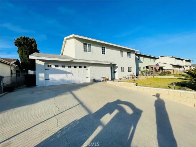4441 Myra Avenue, Cypress, CA 90630