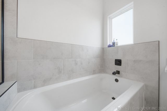 117 W 168th Street S, Glenpool, OK 74033