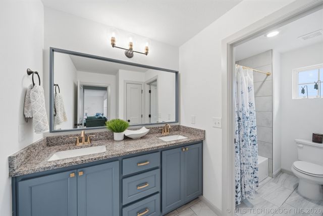 117 W 168th Street S, Glenpool, OK 74033