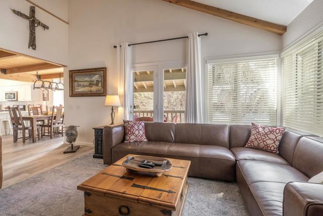 43063 Goldmine Woods Lane, Big Bear, CA 92315
