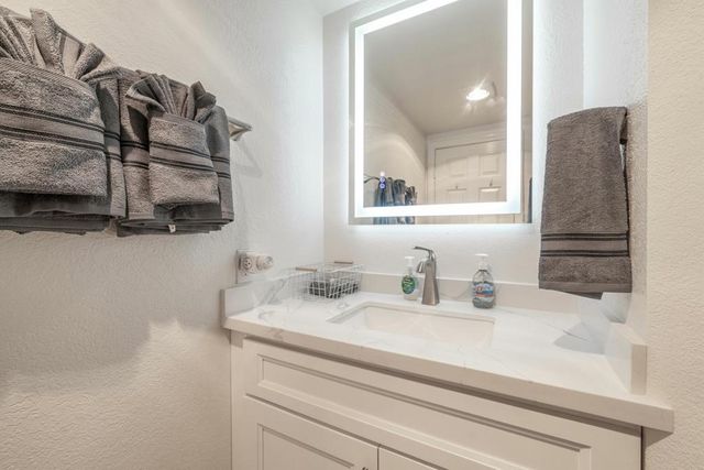43063 Goldmine Woods Lane, Big Bear, CA 92315