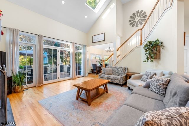4 Ottawa Ln, Andover Twp., NJ 07860