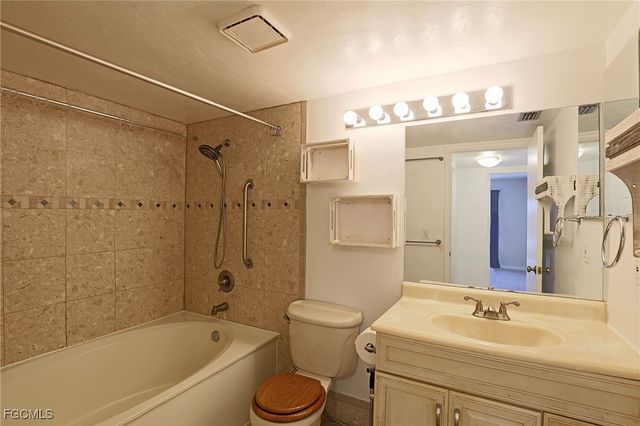 12961 Sandpoint CT, Fort Myers, FL 33919