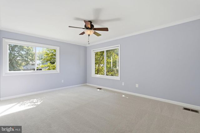 7 ABBEY CIR, Sterling, VA 20164