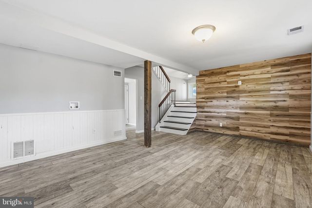 7 ABBEY CIR, Sterling, VA 20164