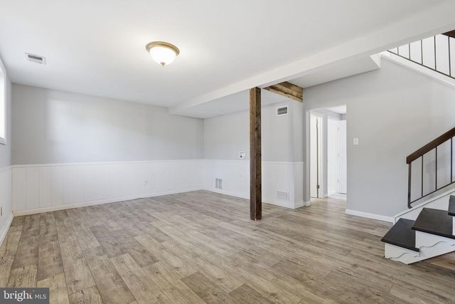7 ABBEY CIR, Sterling, VA 20164