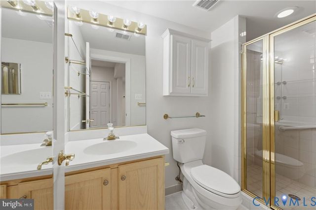 6806 THOMPSON CREST COURT, Mclean, VA 22101