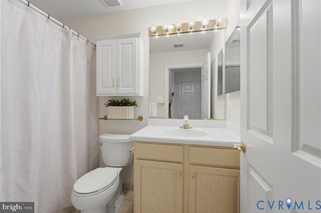 6806 THOMPSON CREST COURT, Mclean, VA 22101