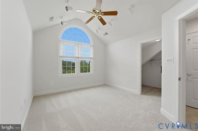 6806 THOMPSON CREST COURT, Mclean, VA 22101