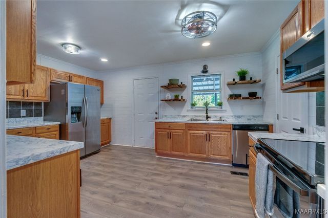 468 County Road 132 ., Jemison, AL 35085