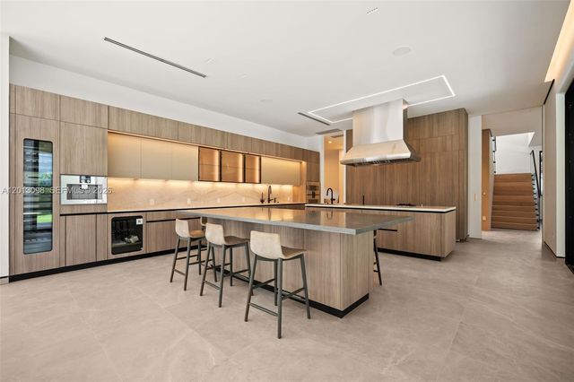 7740 SW 52nd Avenue, Miami, FL 33143
