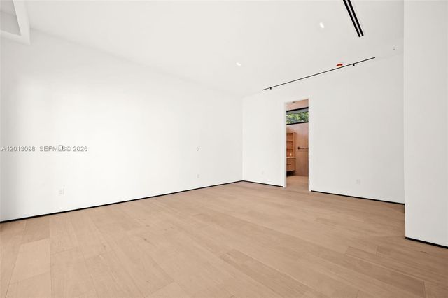 7740 SW 52nd Avenue, Miami, FL 33143