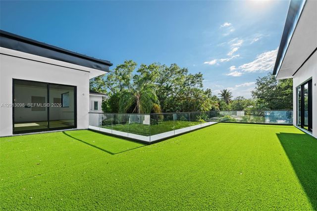 7740 SW 52nd Avenue, Miami, FL 33143