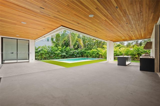 7740 SW 52nd Avenue, Miami, FL 33143